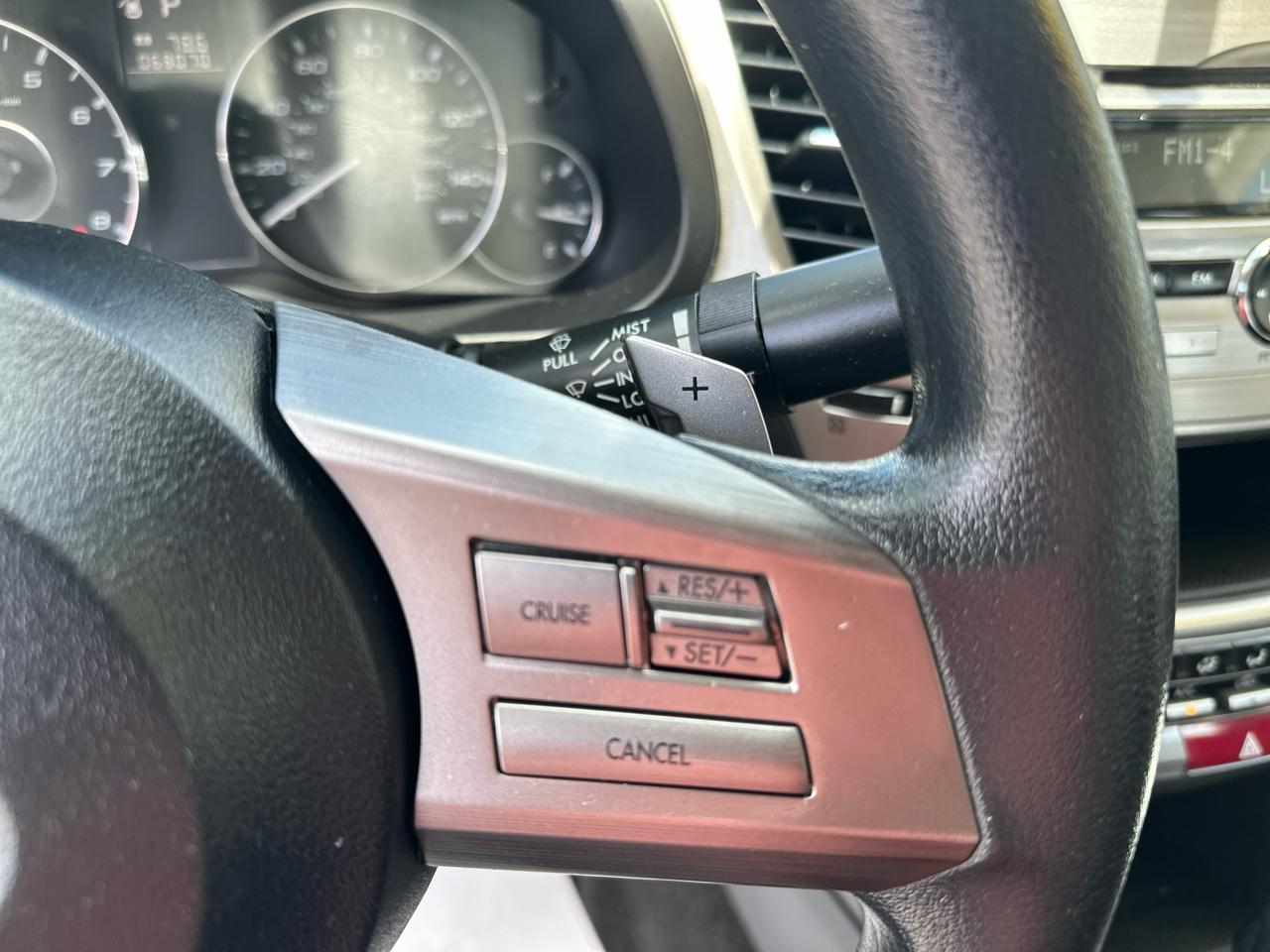 Subaru Legacy 4dr Sdn H4 Auto 2.5i 2011