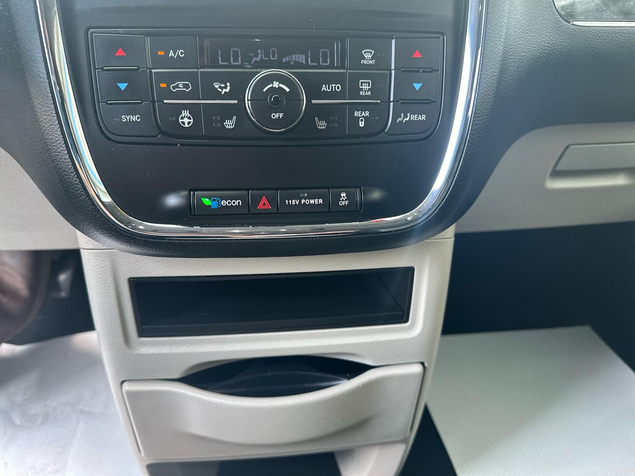 Chrysler Town & Country 4dr Wgn Touring 2016