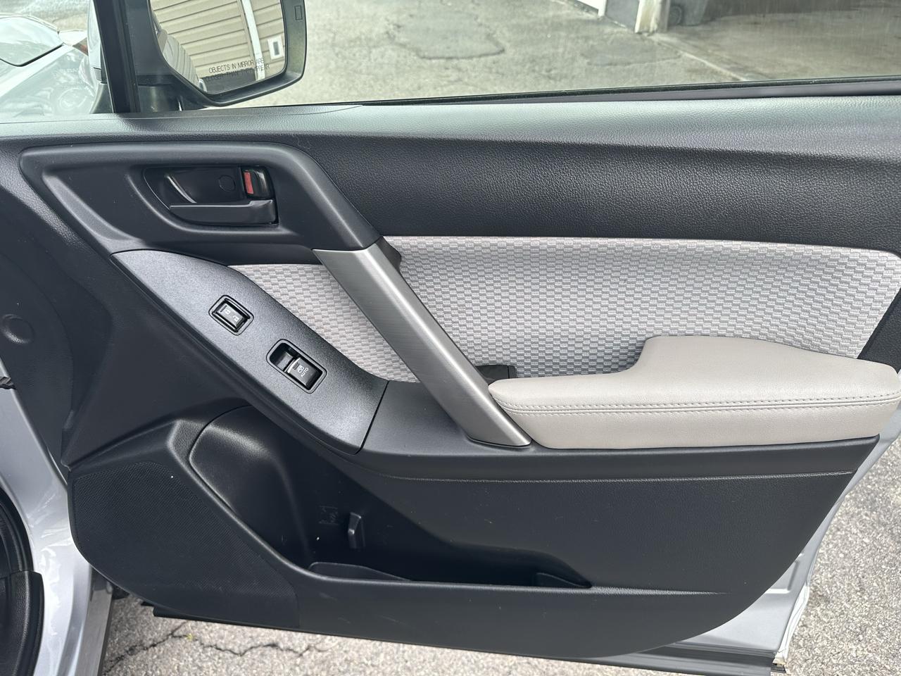 Subaru Forester 2.5i Premium CVT 2017