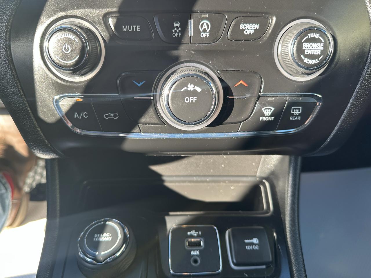 Jeep Cherokee Latitude Plus 4x4 2019