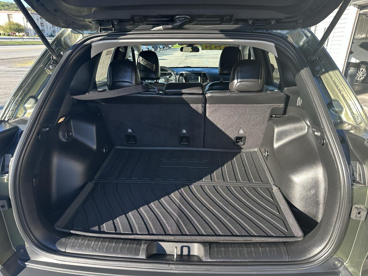 Jeep Cherokee Latitude Plus 4x4 2019