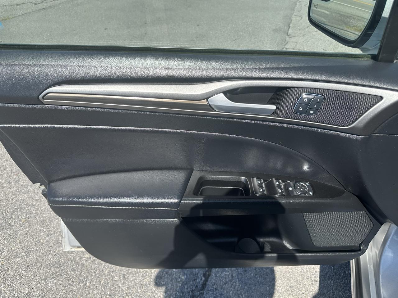 Ford Fusion SE AWD 2017