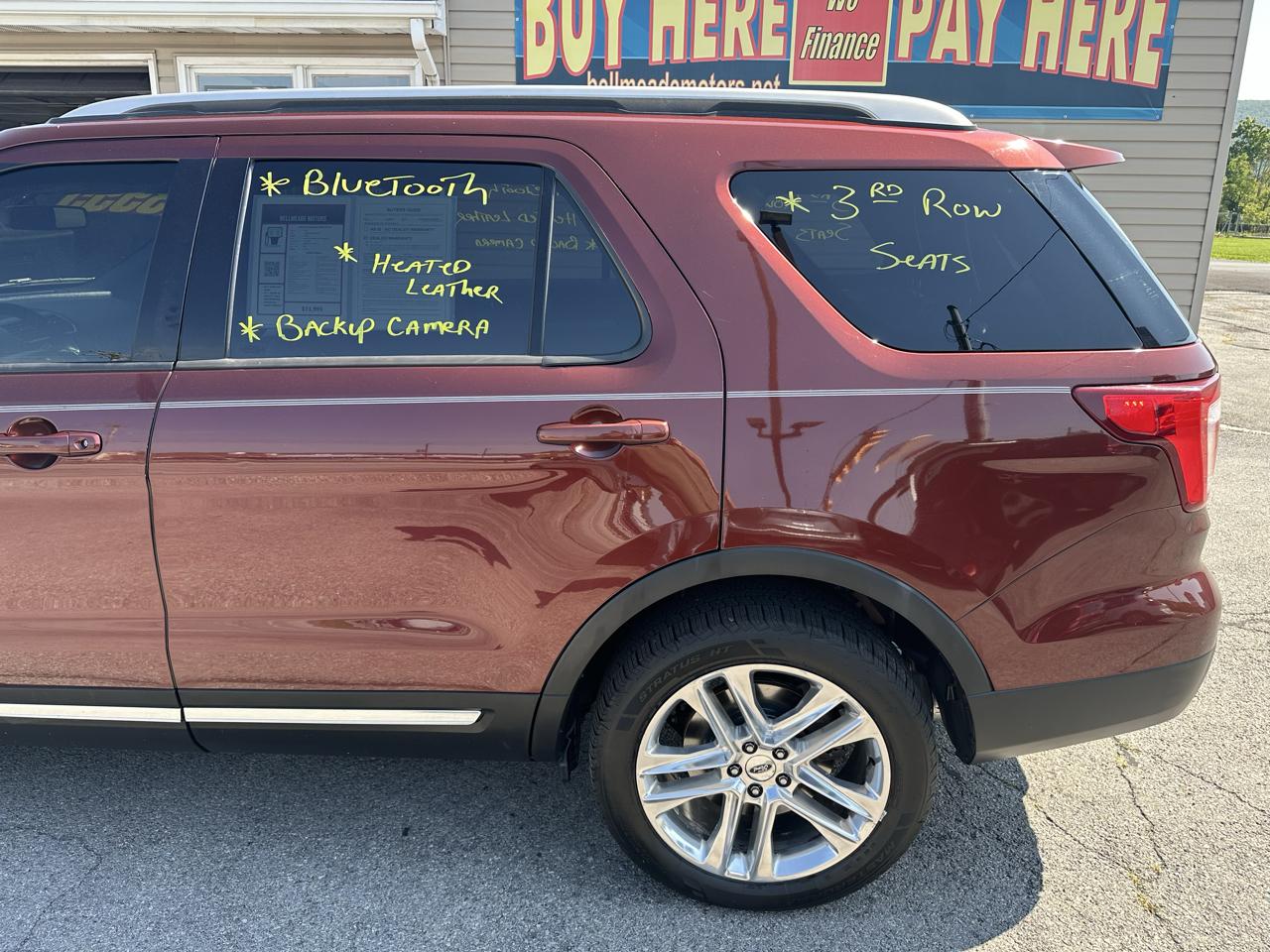 Ford Explorer photo 4