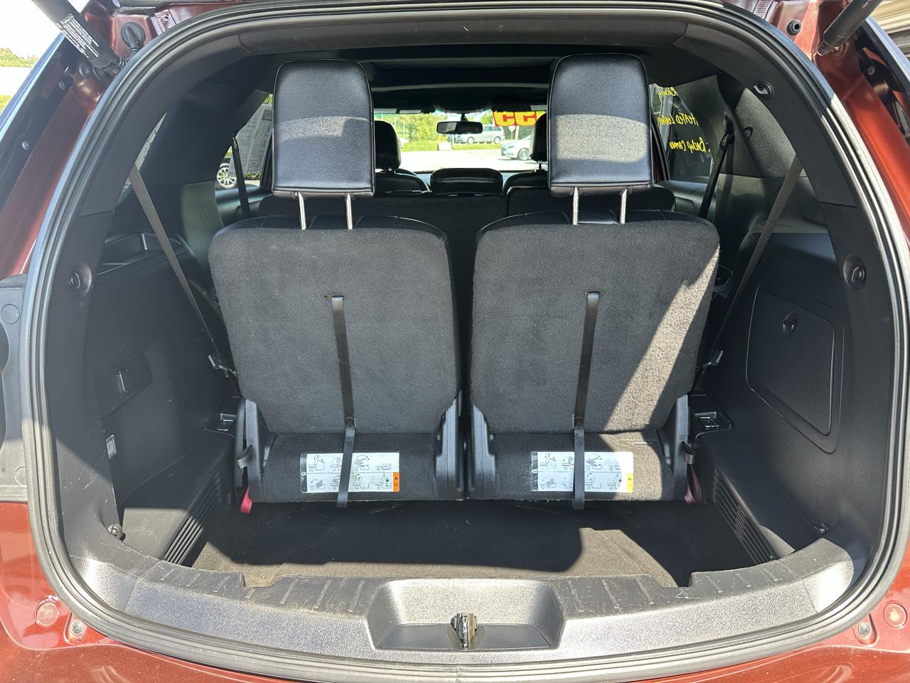 Ford Explorer photo 25