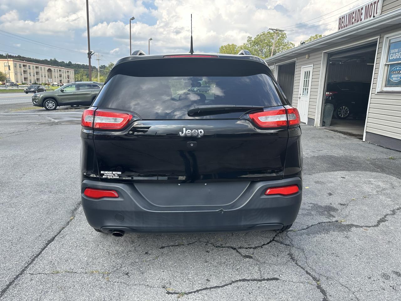 Jeep Cherokee 4WD 4dr Sport 2016