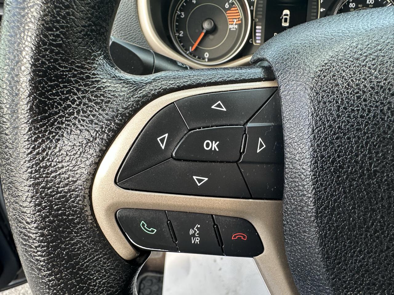 Jeep Cherokee 4WD 4dr Sport 2016
