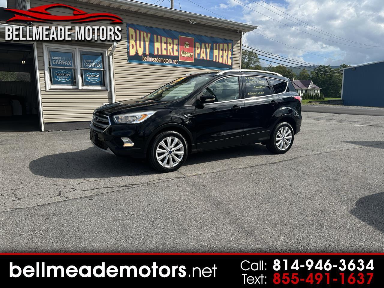 Ford Escape Titanium 4WD 2017