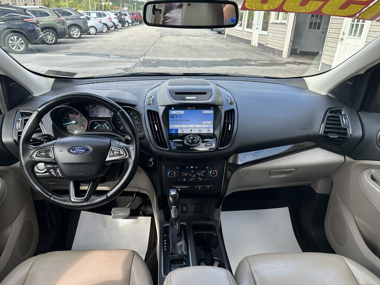 Ford Escape Titanium 4WD 2017