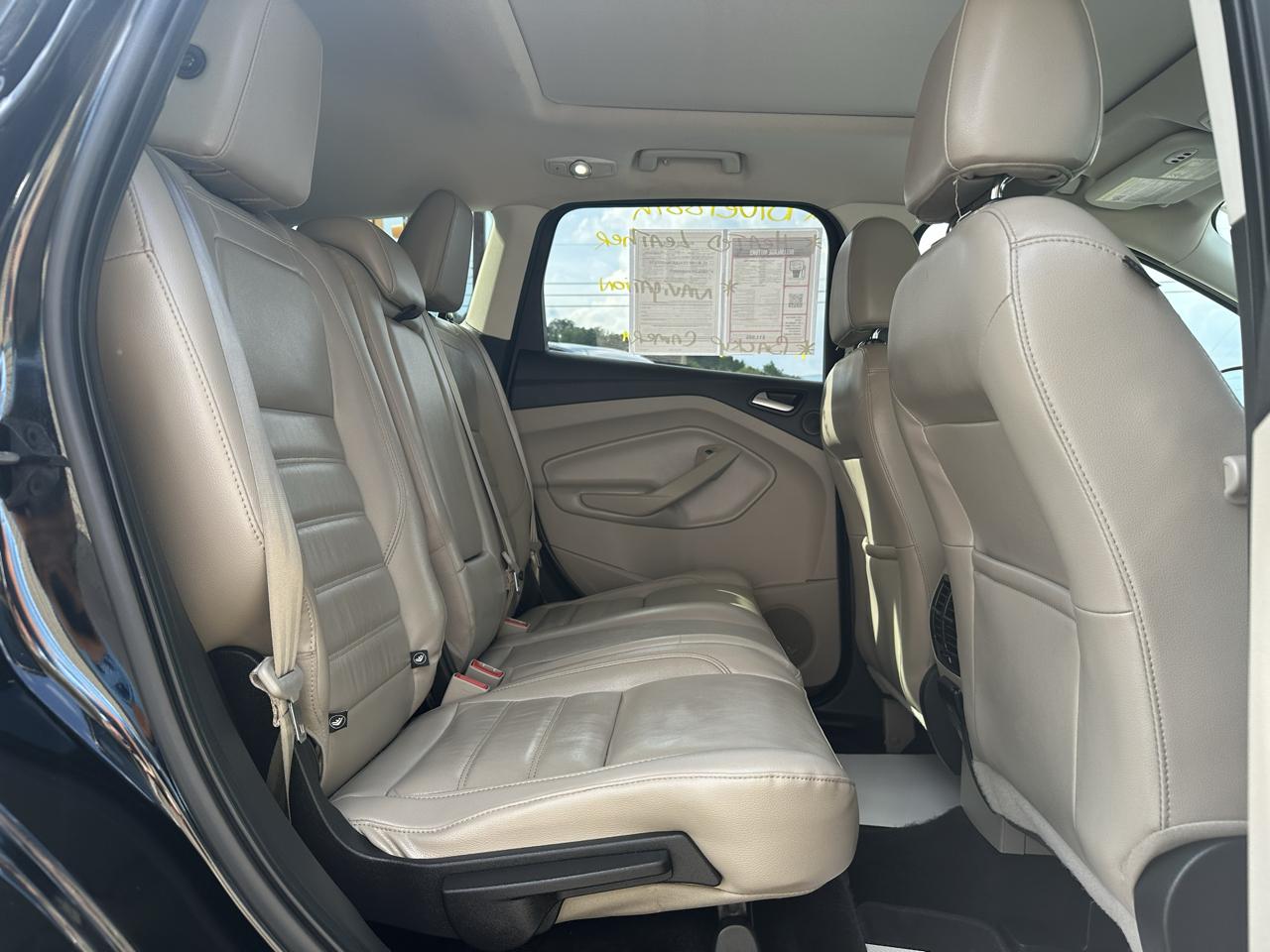 Ford Escape Titanium 4WD 2017