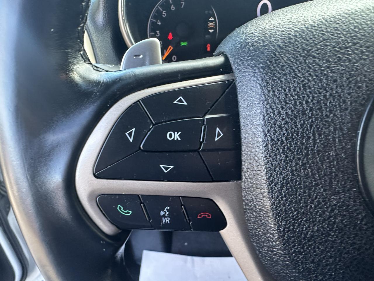 Jeep Grand Cherokee photo 13
