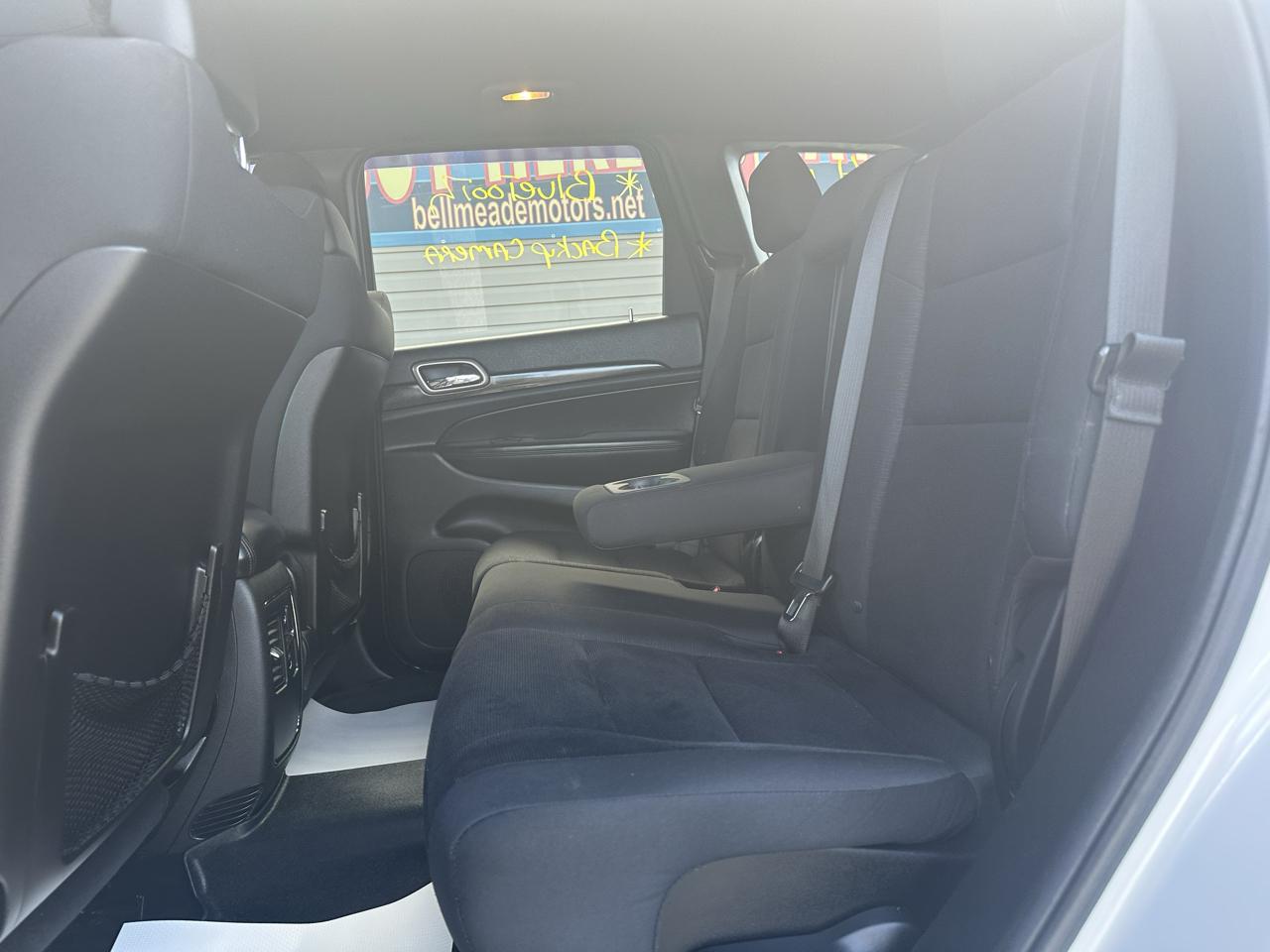 Jeep Grand Cherokee photo 24