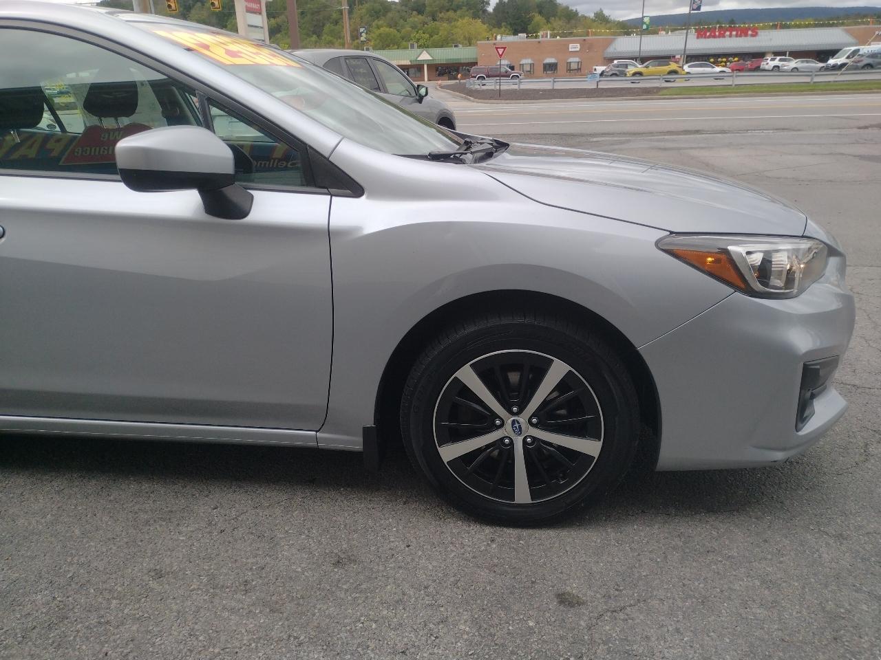 Subaru Impreza photo 4