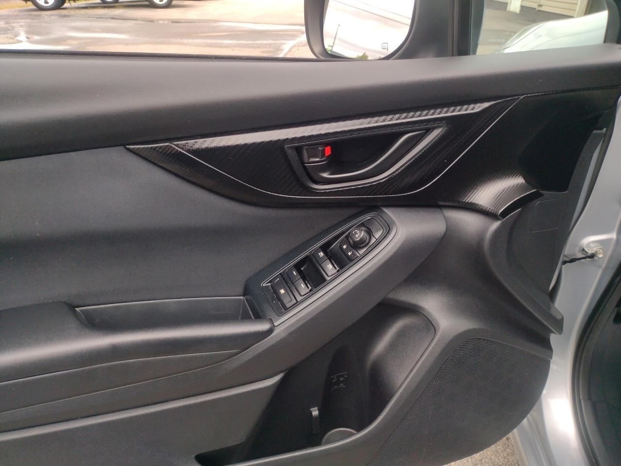 Subaru Impreza photo 9