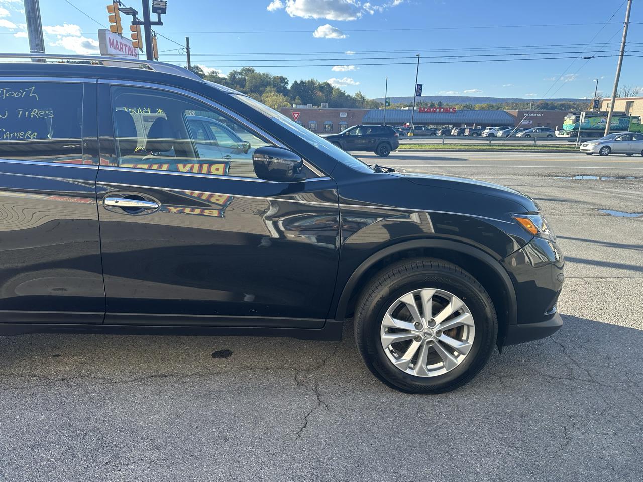Nissan Rogue AWD 4dr SV 2016
