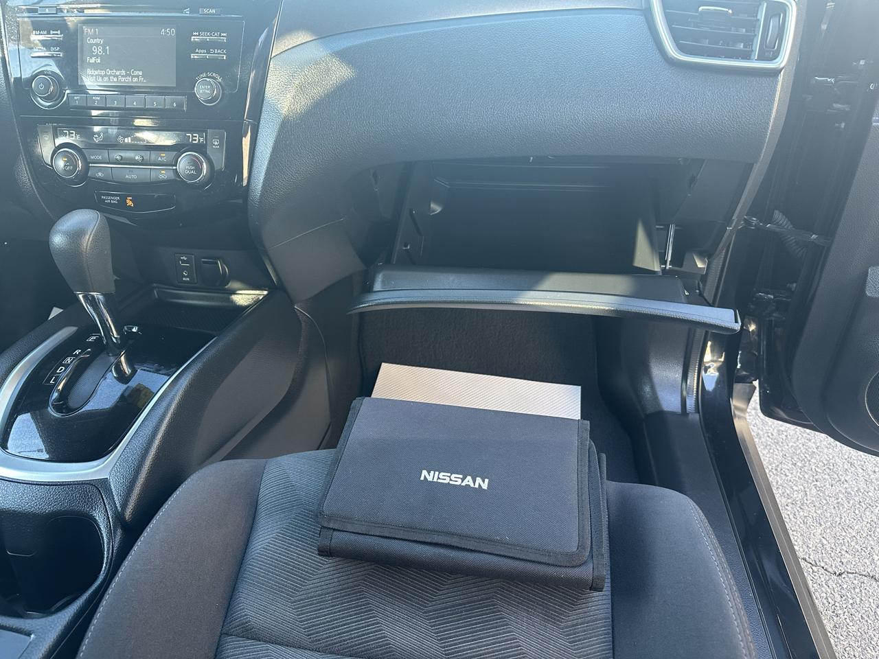 Nissan Rogue AWD 4dr SV 2016