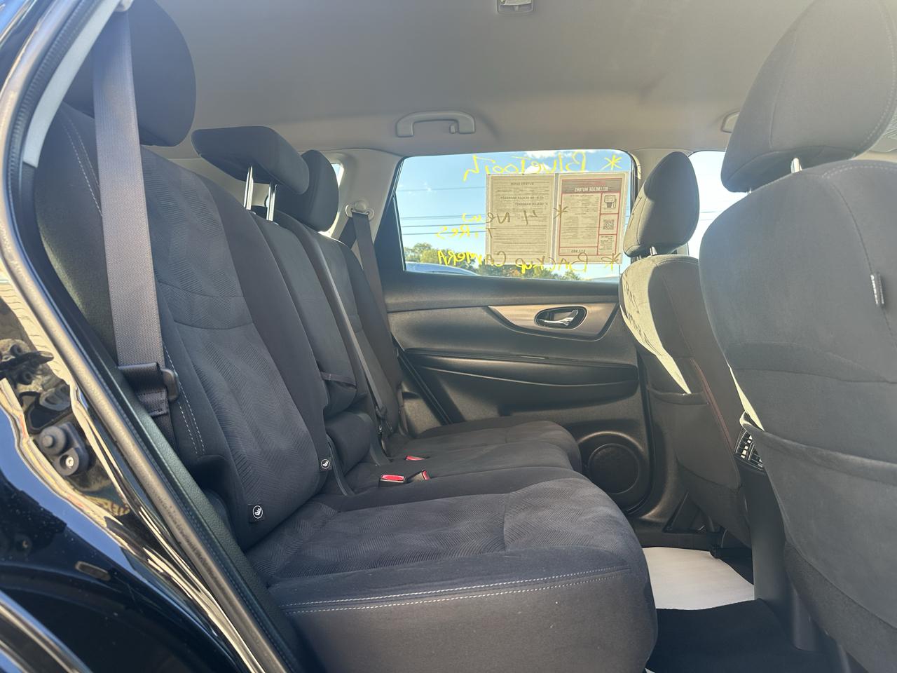 Nissan Rogue AWD 4dr SV 2016
