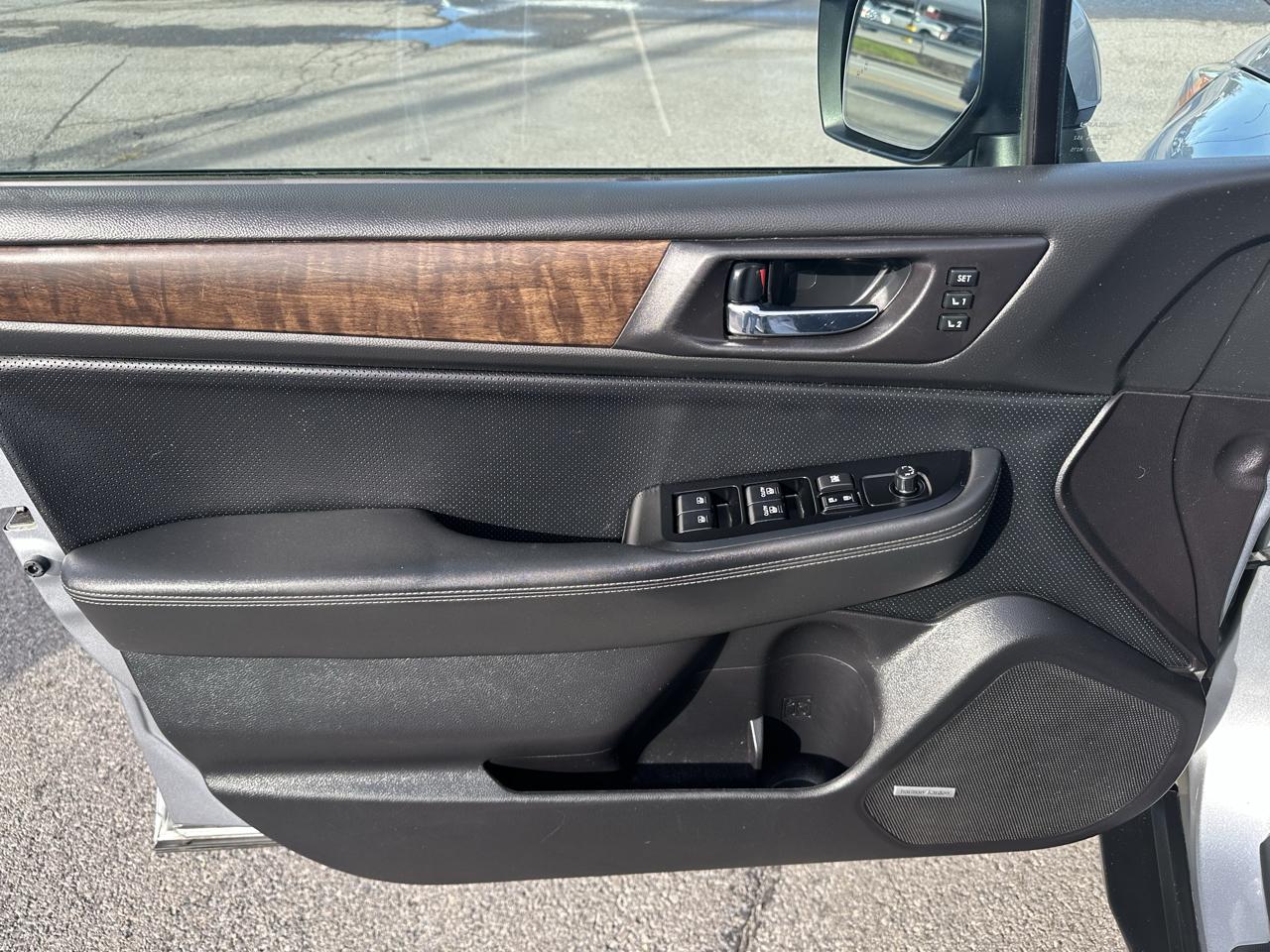 Subaru Outback 2.5i Limited 2017