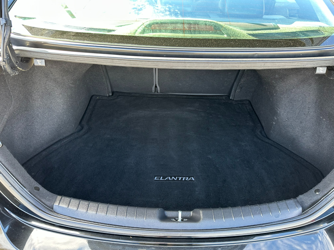 Hyundai Elantra 6AT 2018