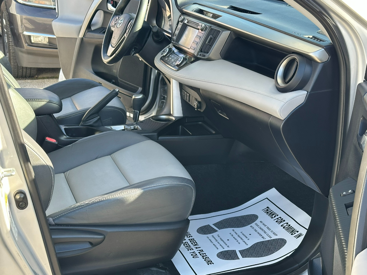 Toyota RAV4 Limited FWD 2015