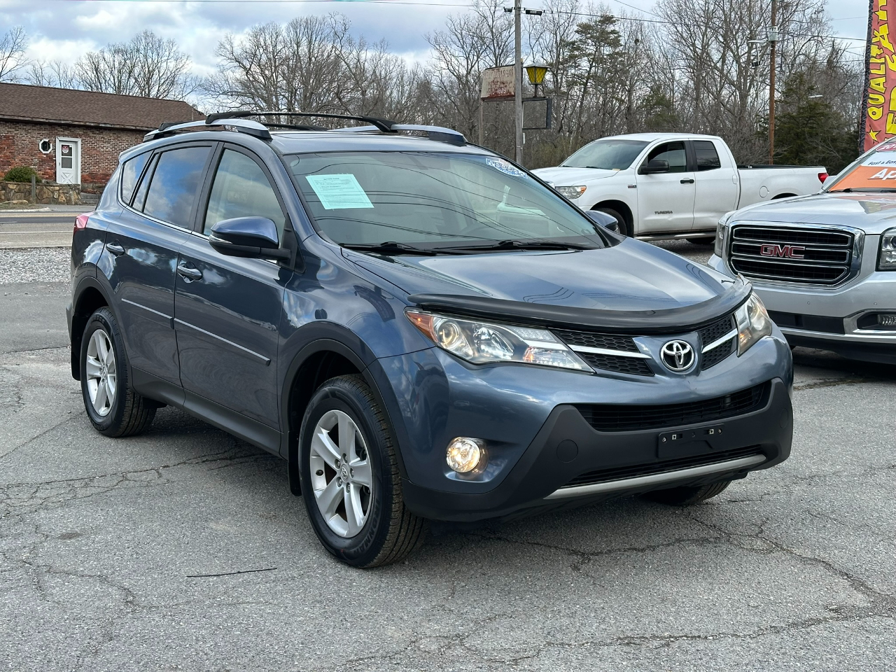 Toyota RAV4 XLE AWD 2014