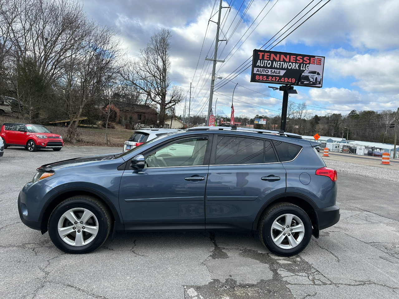 Toyota RAV4 XLE AWD 2014