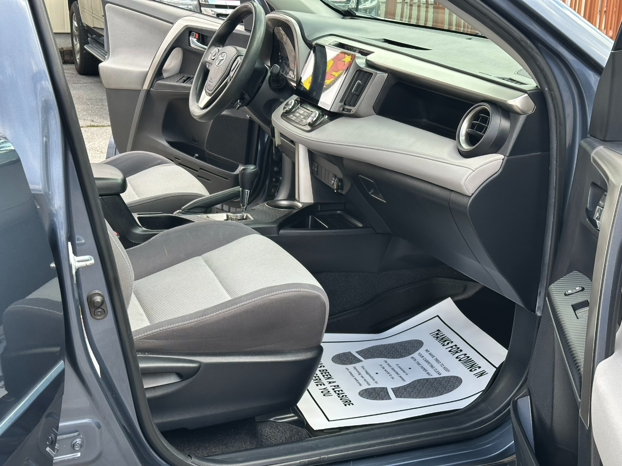 Toyota RAV4 XLE AWD 2014