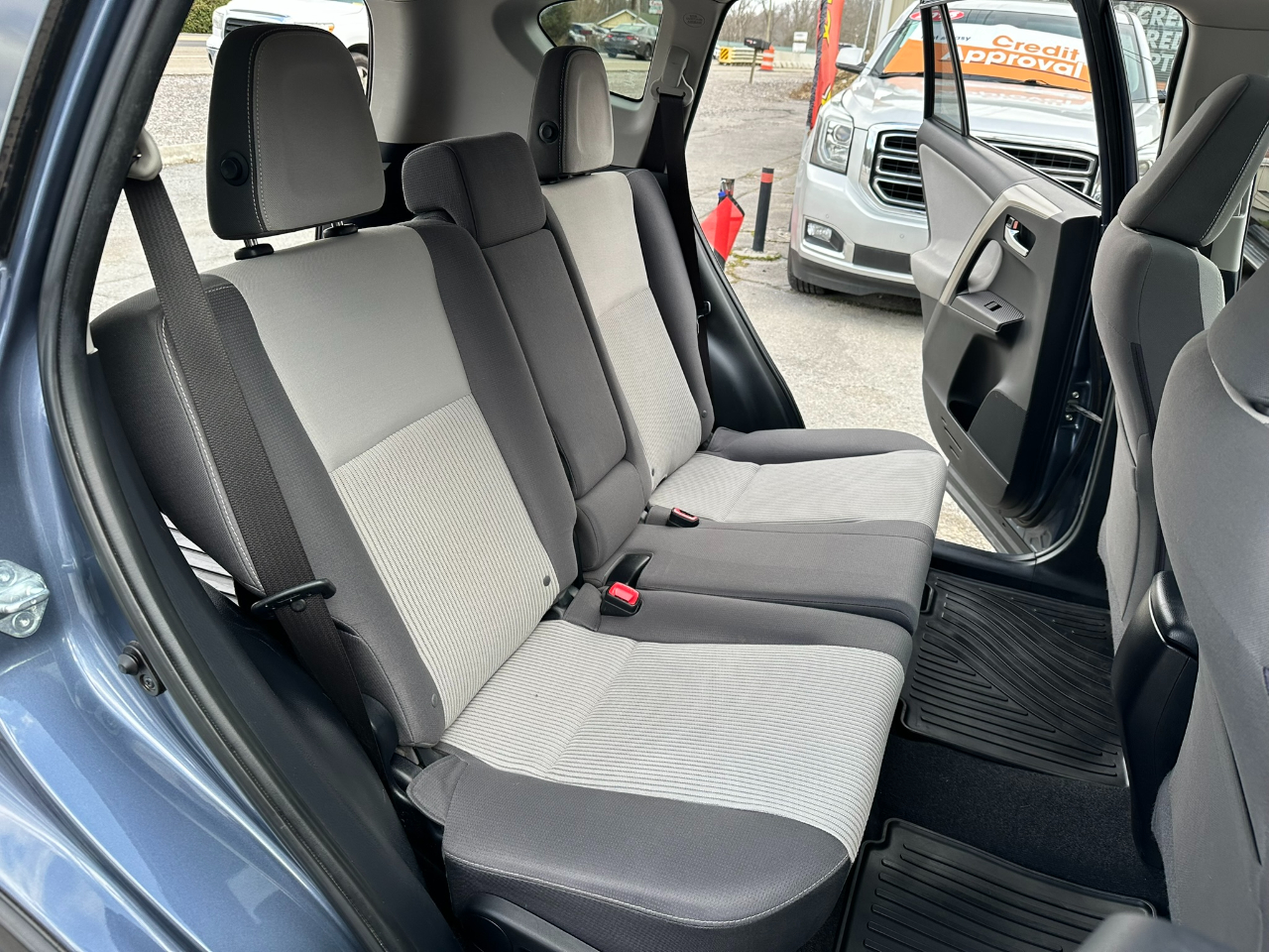 Toyota RAV4 XLE AWD 2014