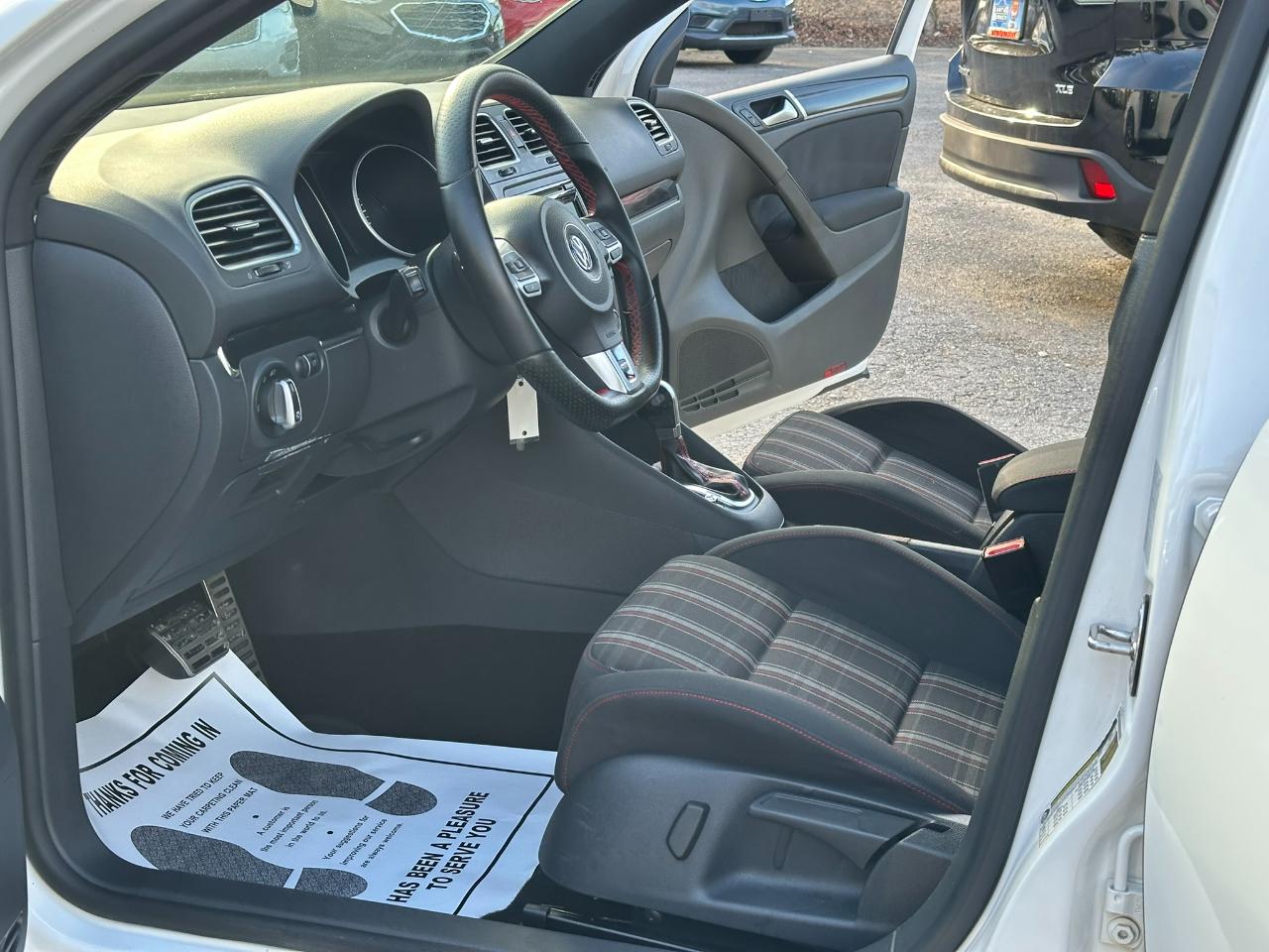 Volkswagen GTI 4-door 2013