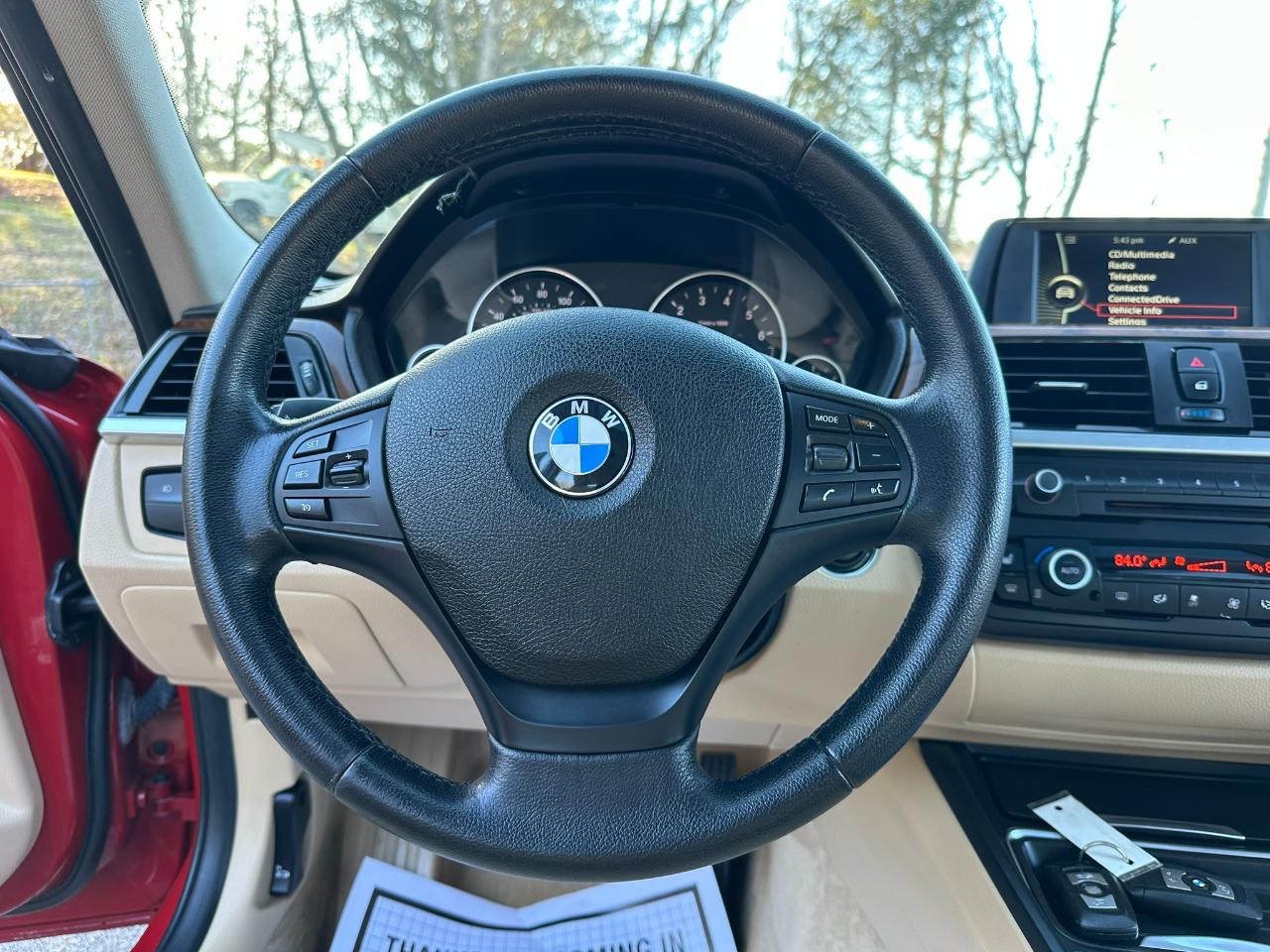 BMW 3-Series 320i xDrive 2013