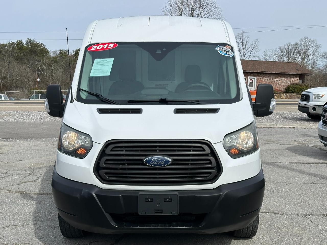 Ford Transit 150 Van Med. Roof w/Sliding Pass. 148-in. WB 2015