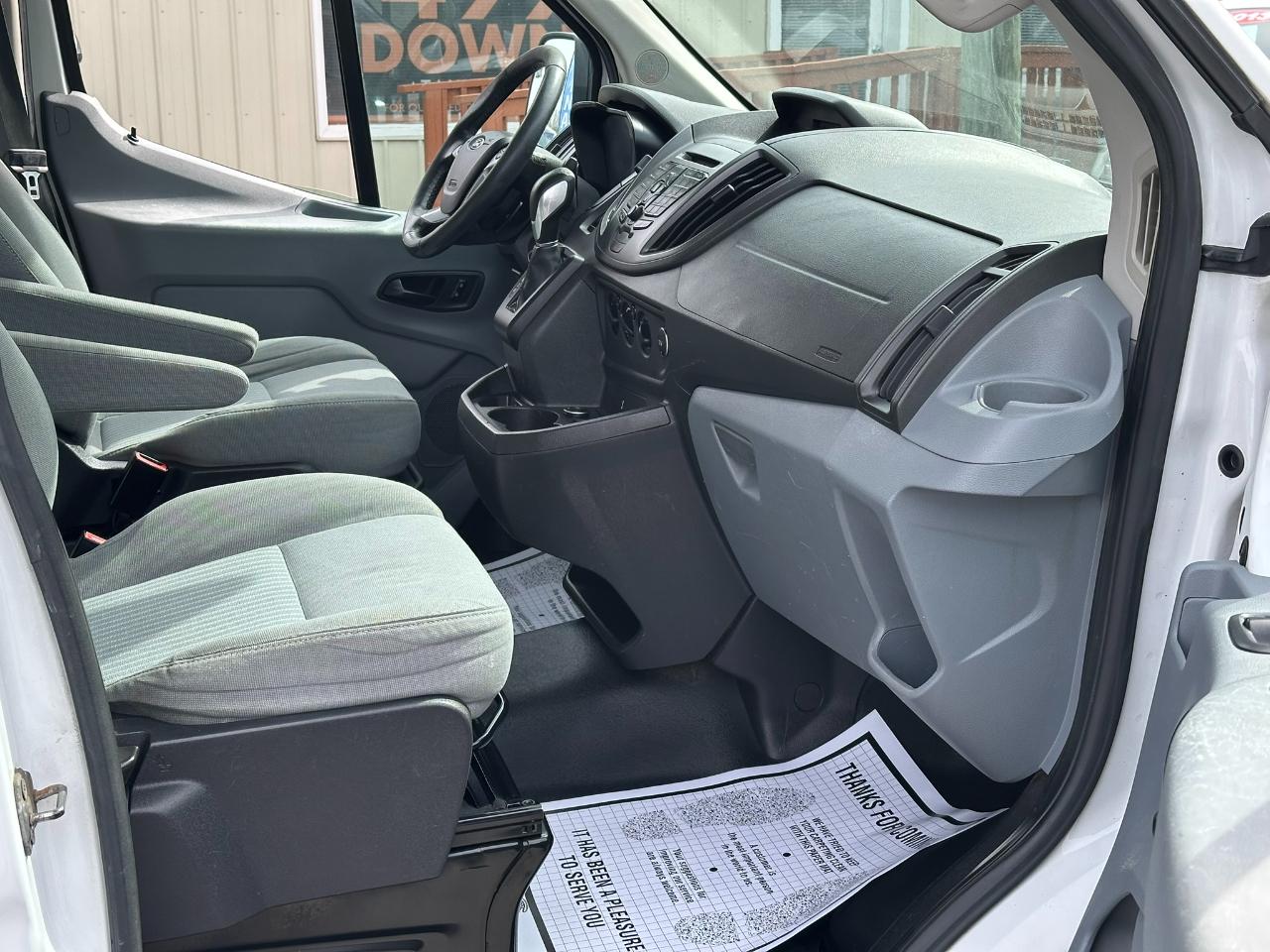 Ford Transit 150 Van Med. Roof w/Sliding Pass. 148-in. WB 2015