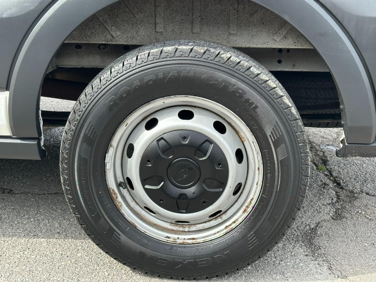 Ford Transit 150 Van Med. Roof w/Sliding Pass. 148-in. WB 2015