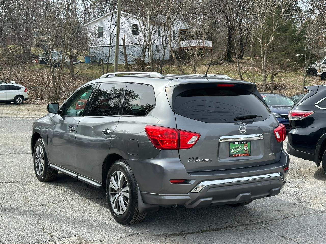 Nissan Pathfinder Platinum 4WD 2018