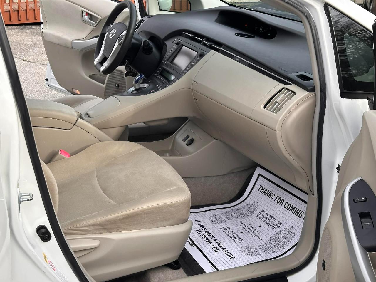 Toyota Prius Prius V 2010