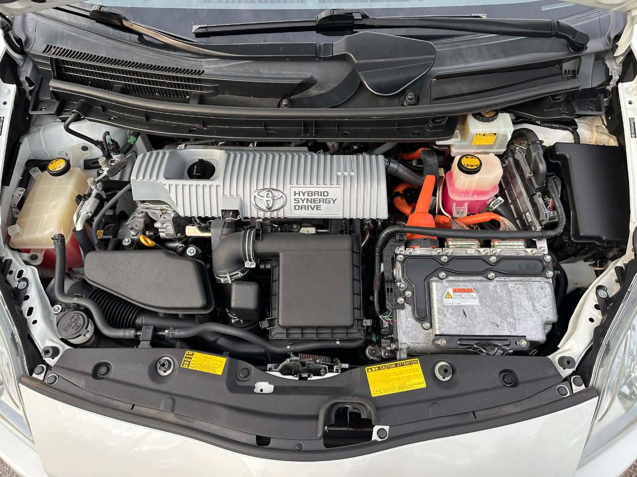 Toyota Prius Prius V 2010