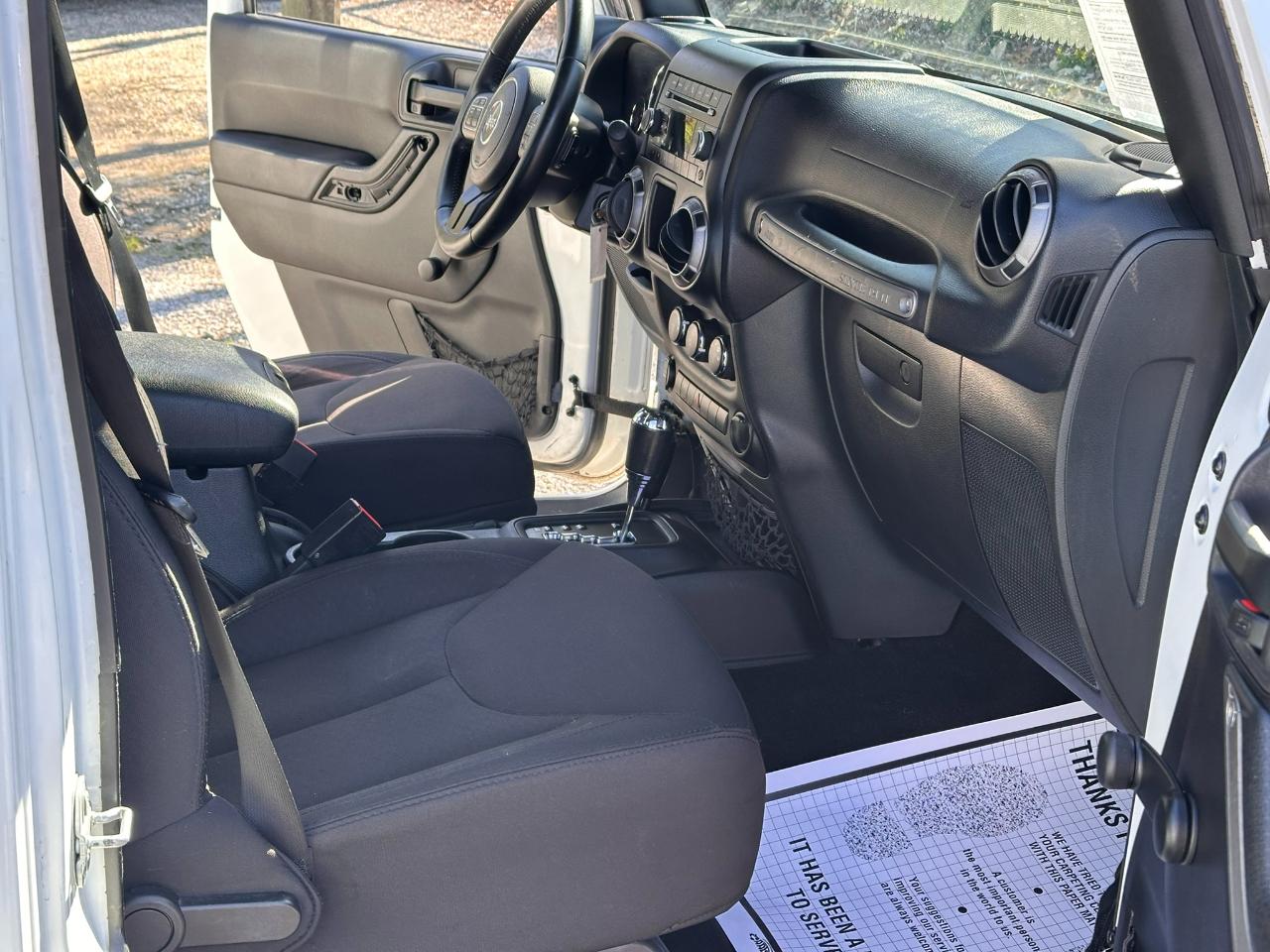 Jeep Wrangler Unlimited Sport 4WD 2015