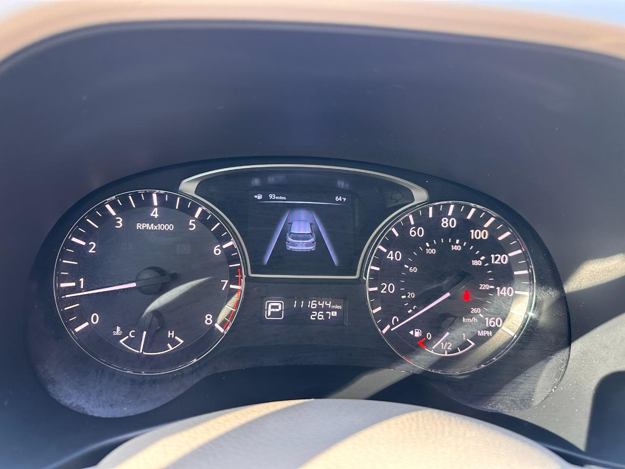 Nissan Pathfinder LE 2WD 2013