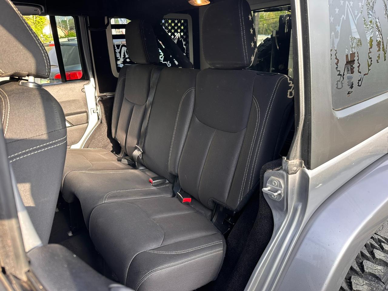 Jeep Wrangler Unlimited Sahara 4WD 2015