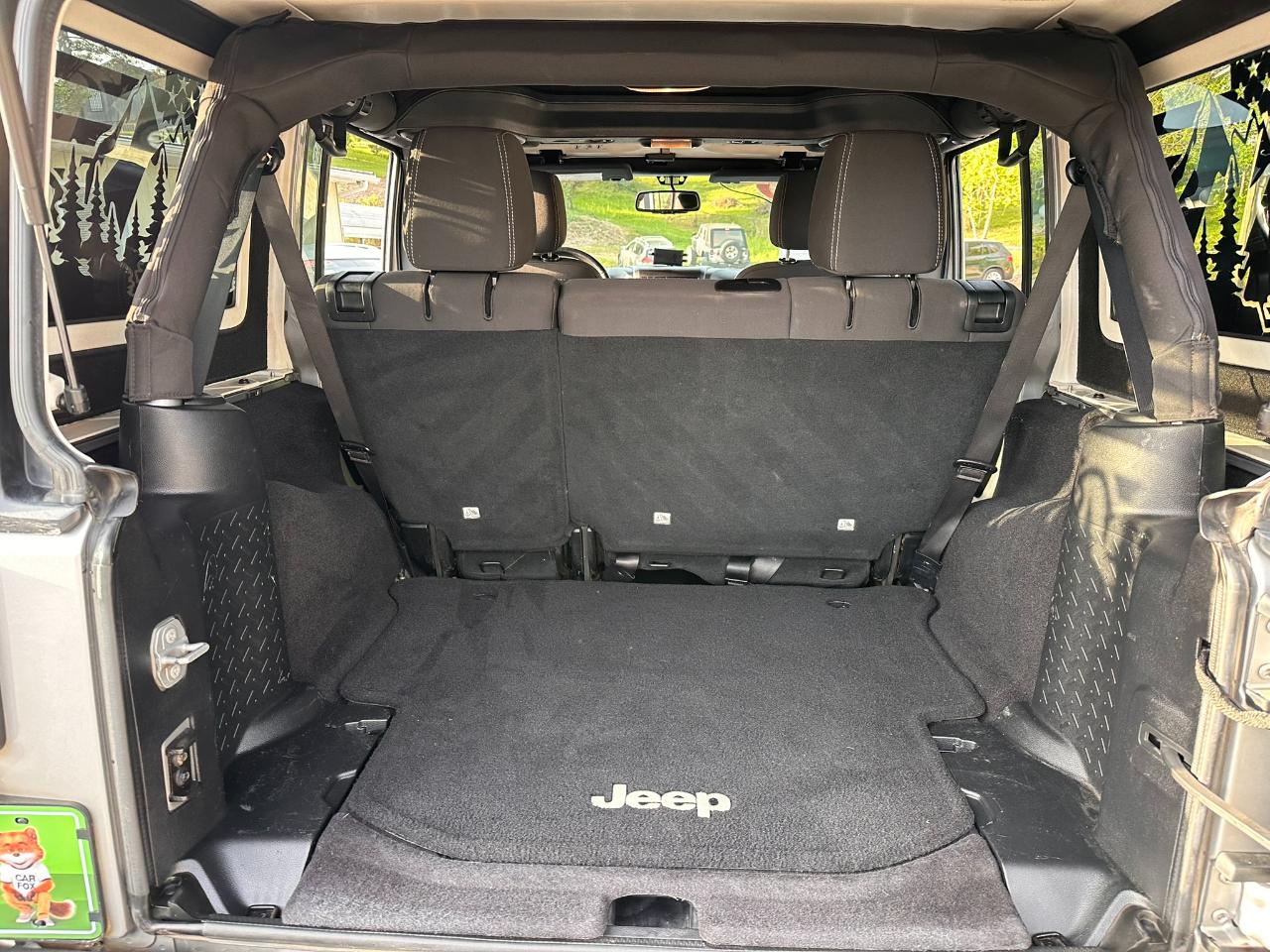 Jeep Wrangler Unlimited Sahara 4WD 2015