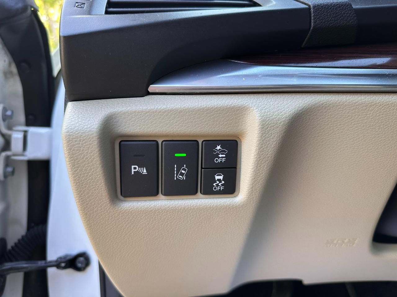 Acura MDX 9-Spd AT Advance Package 2016