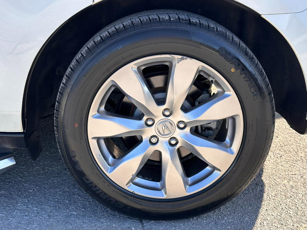 Acura MDX 9-Spd AT Advance Package 2016