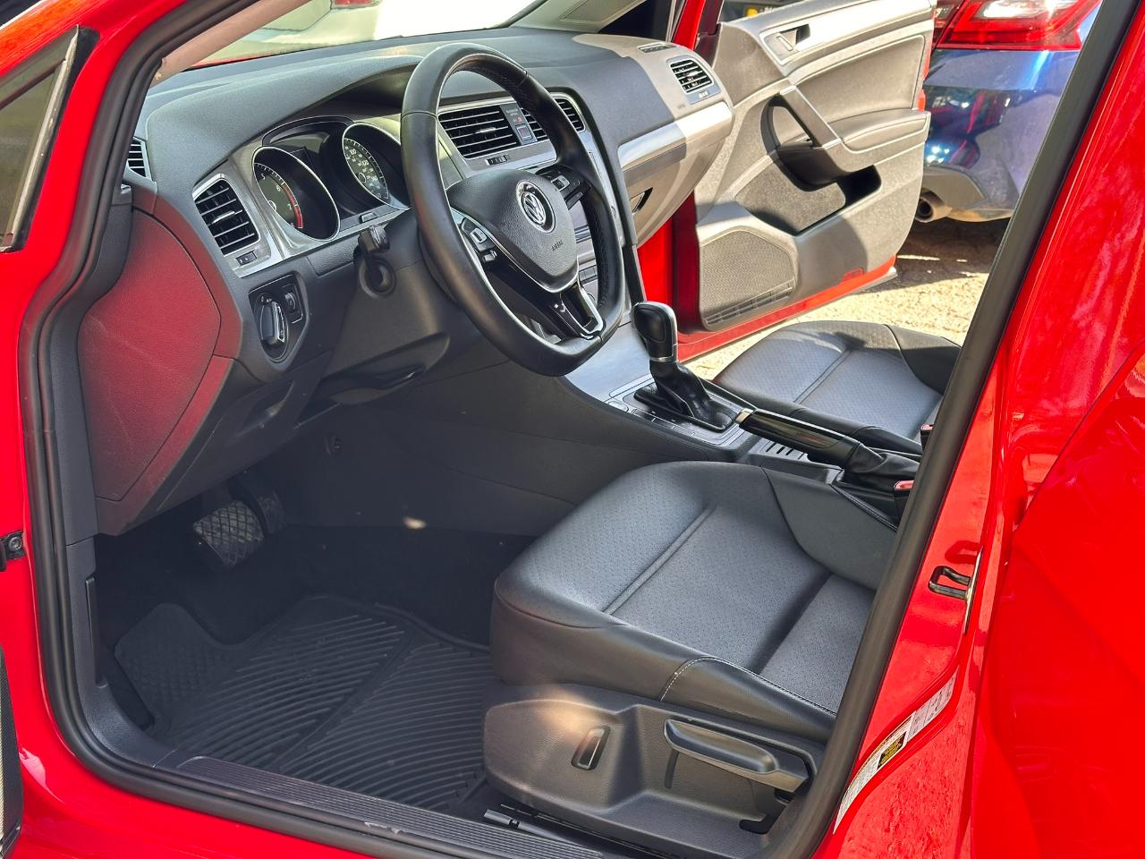 Volkswagen Golf TSI S 6A 2017