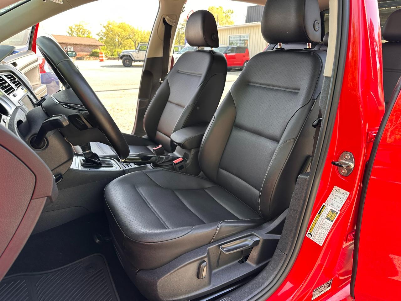 Volkswagen Golf TSI S 6A 2017