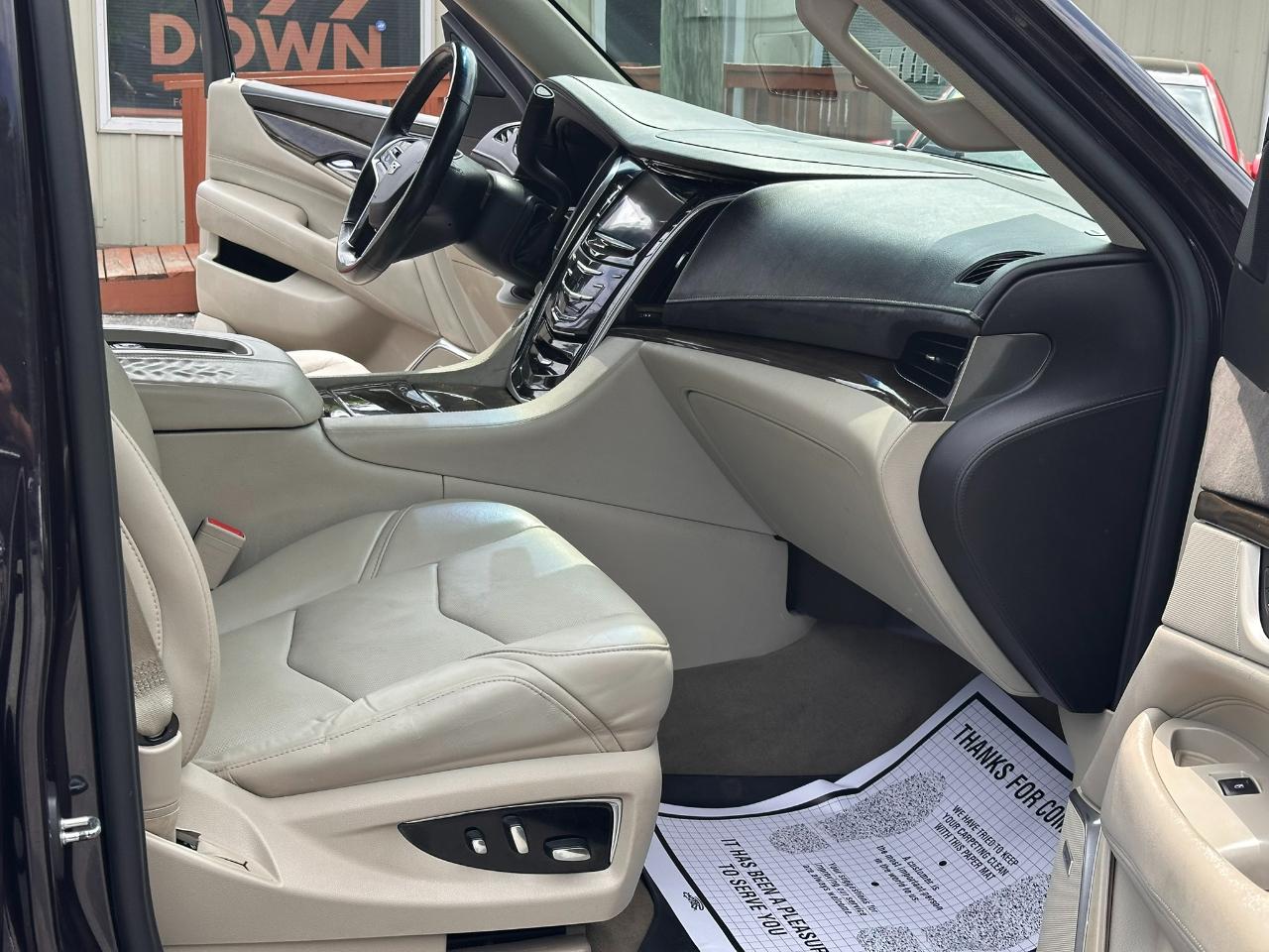 Cadillac Escalade Luxury 4WD 2018