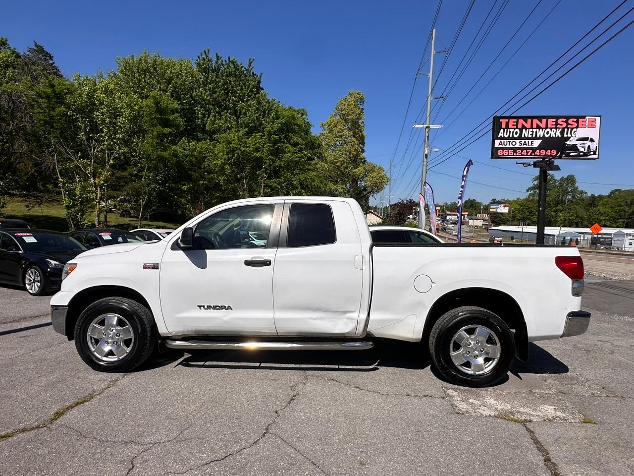 Toyota Tundra SR5 Double Cab 5.7L 4WD 2008