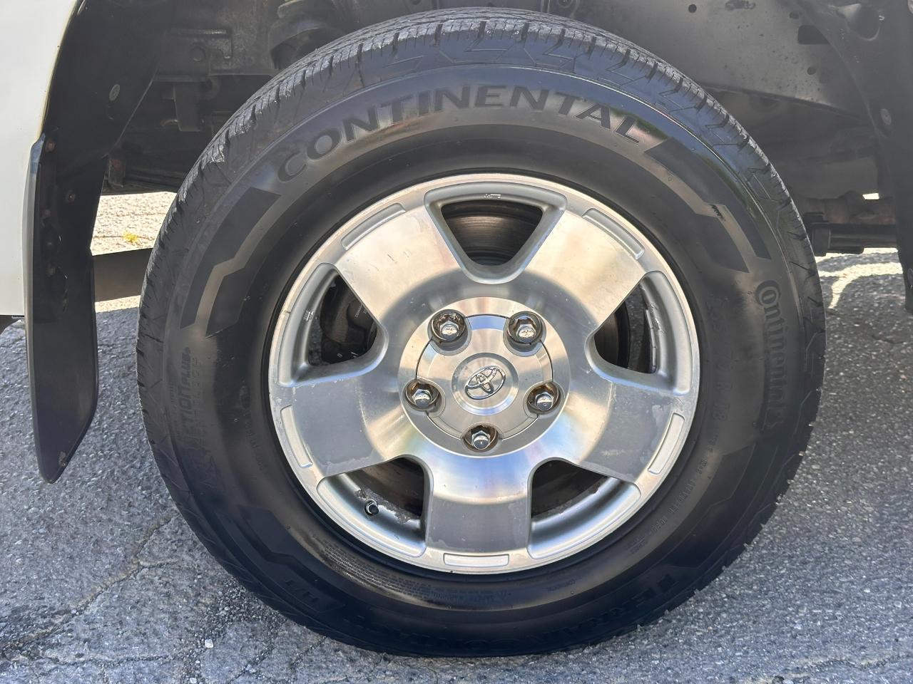 Toyota Tundra SR5 Double Cab 5.7L 4WD 2008