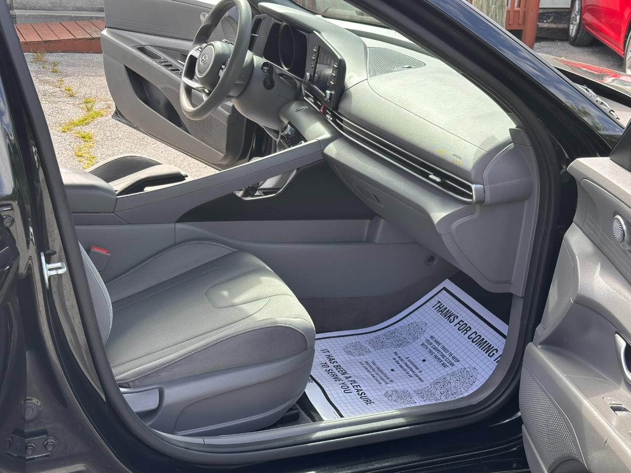 Hyundai Elantra SEL 2022