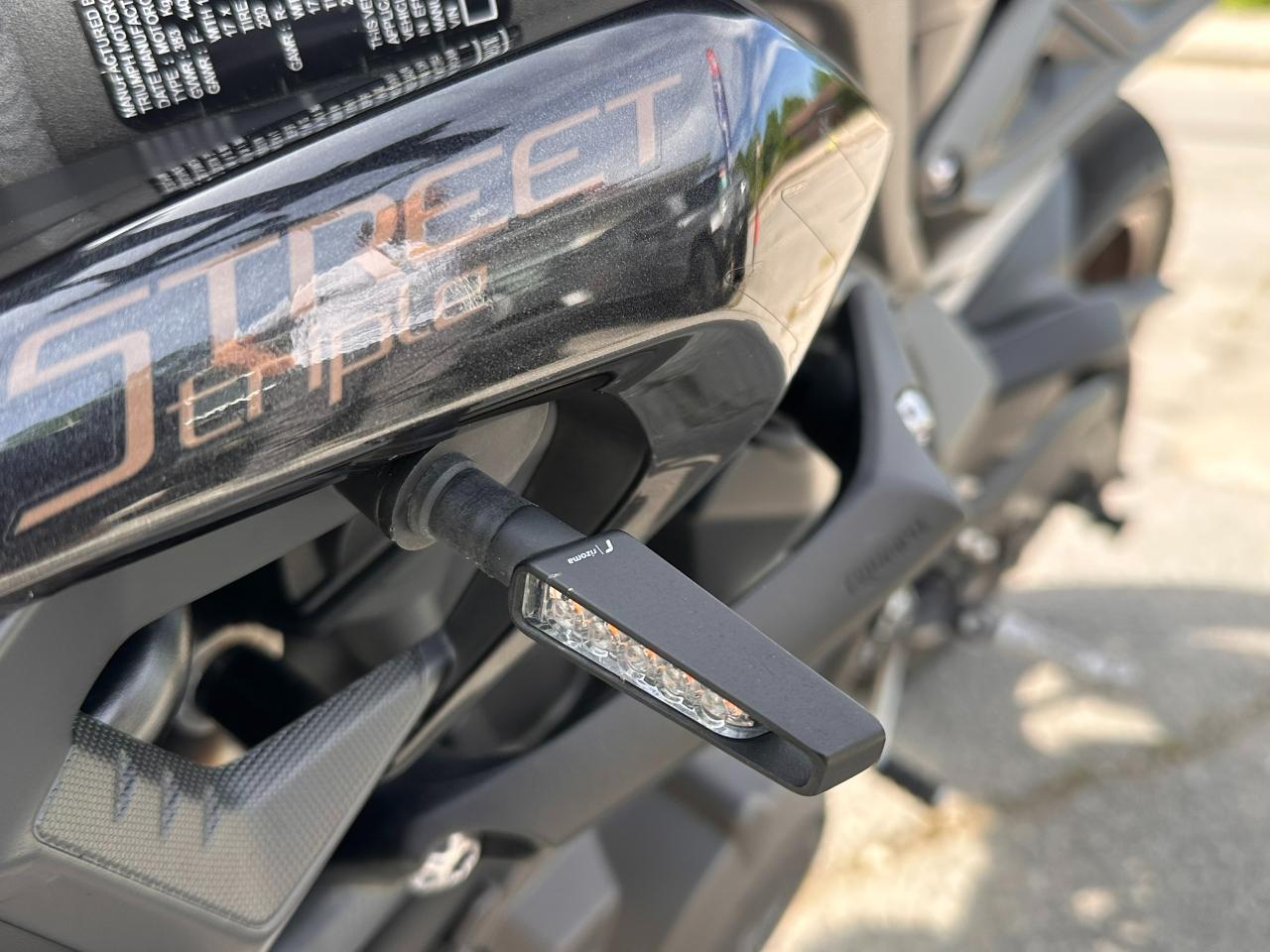 Triumph Street Triple RS  2023
