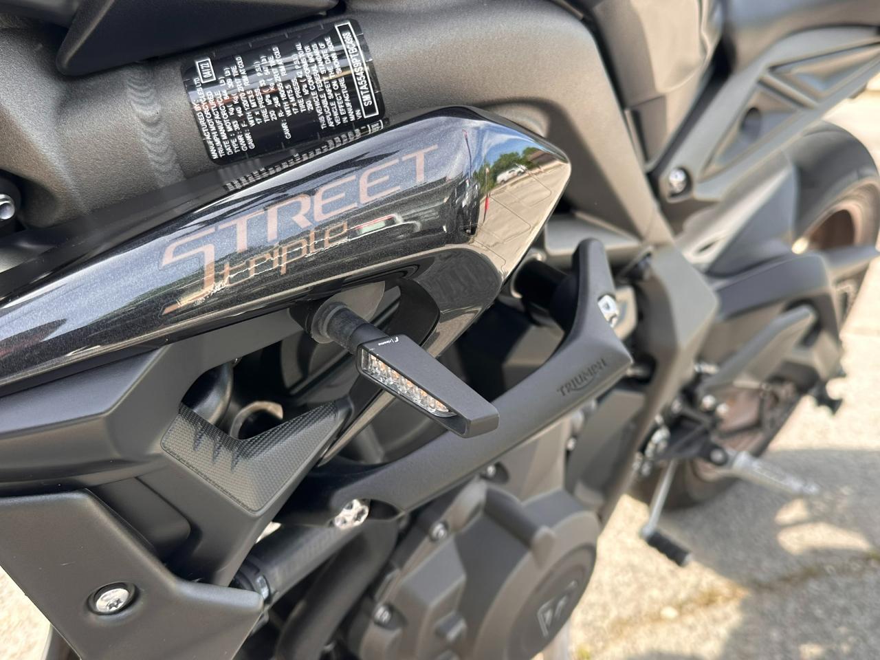 Triumph Street Triple RS  2023