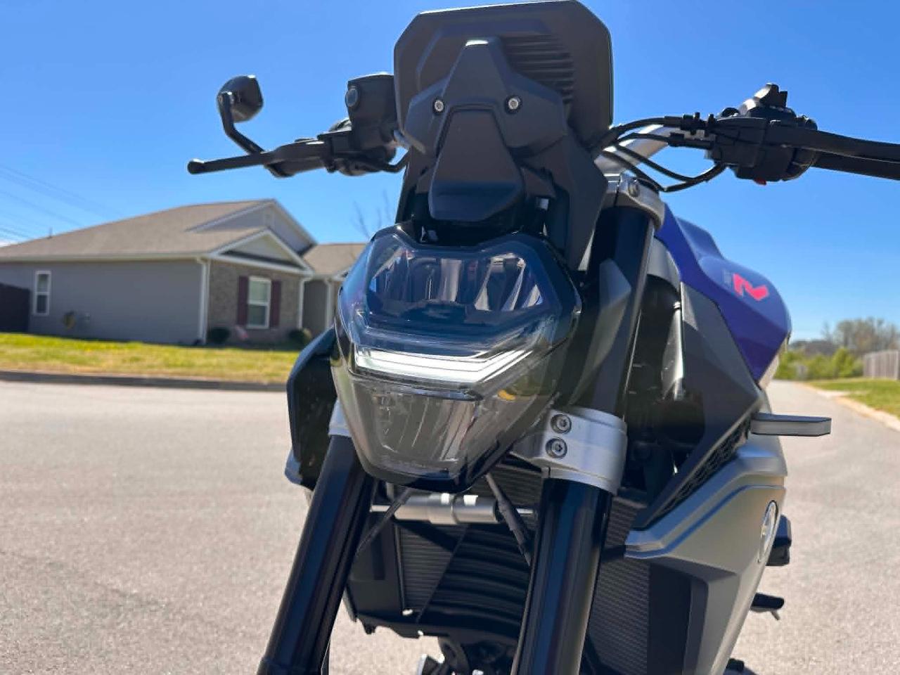 BMW F 900 R  2021